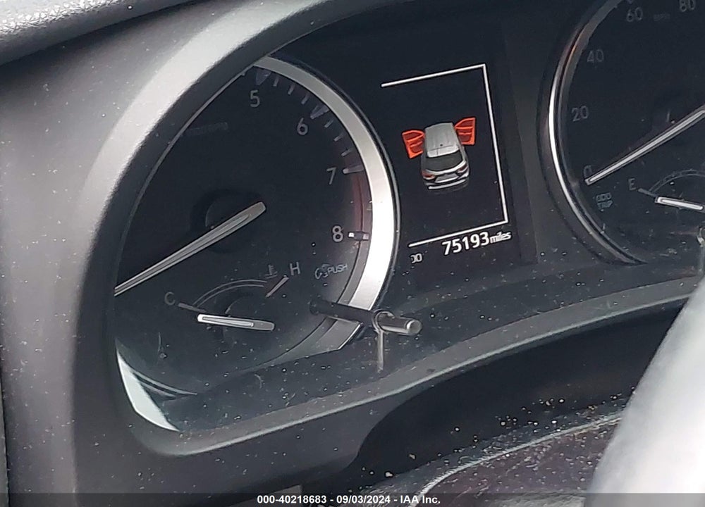 2018 TOYOTA HIGHLANDER SE VIN: 5TDKZRFH8JS528948