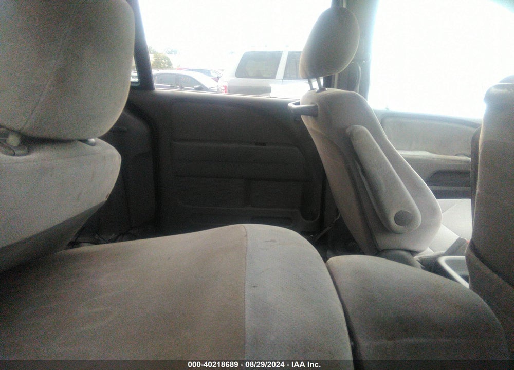 2009 HONDA ODYSSEY LX VIN: 5FNRL38269B057128