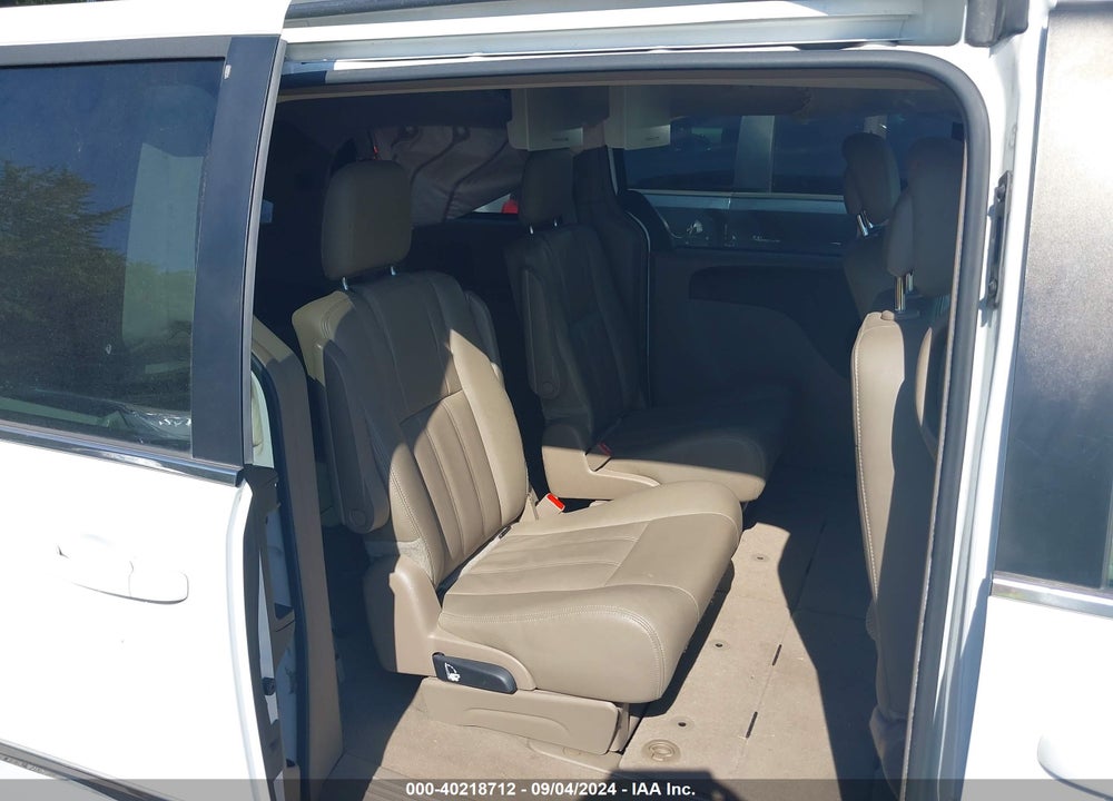 2016 CHRYSLER TOWN & COUNTRY TOURING VIN: 2C4RC1BG4GR186687