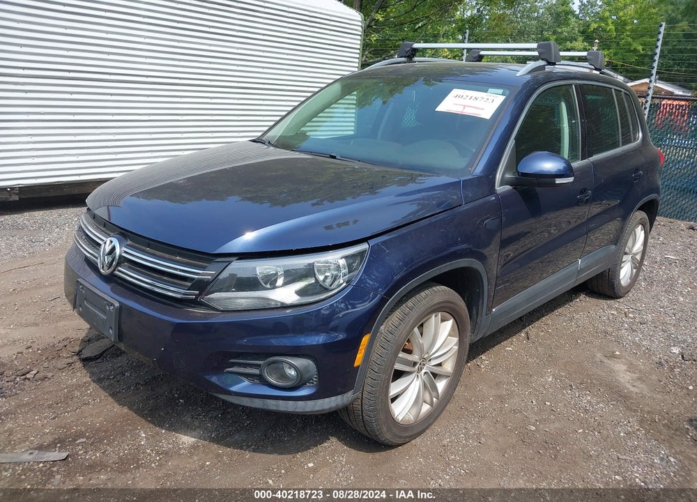 2012 VOLKSWAGEN TIGUAN SE VIN: WVGBV7AX8CW596406