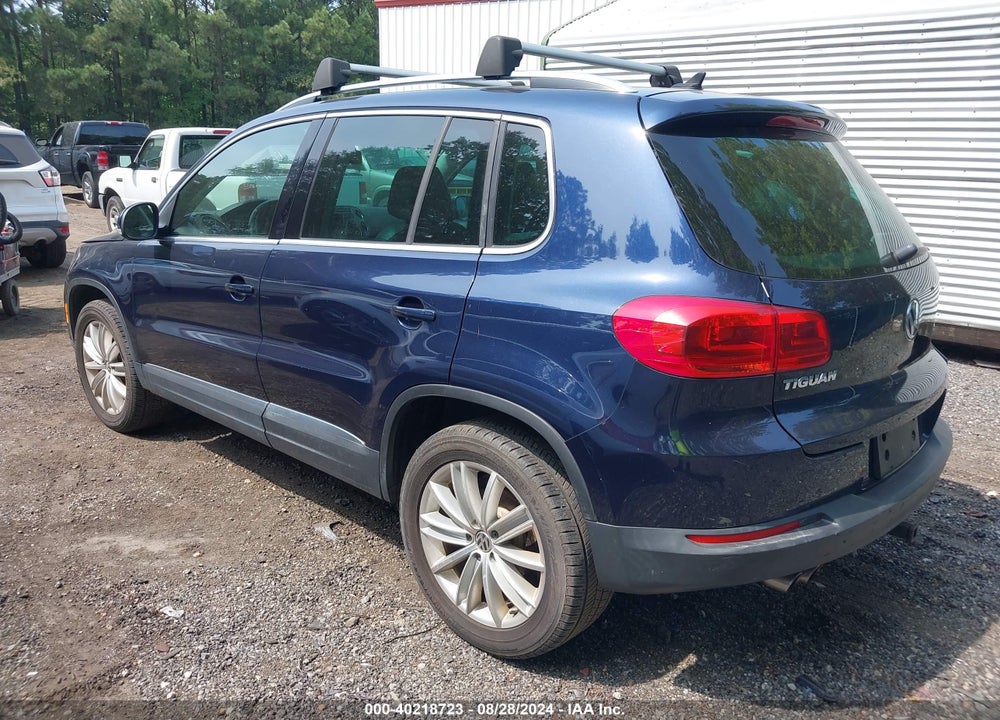 2012 VOLKSWAGEN TIGUAN SE VIN: WVGBV7AX8CW596406