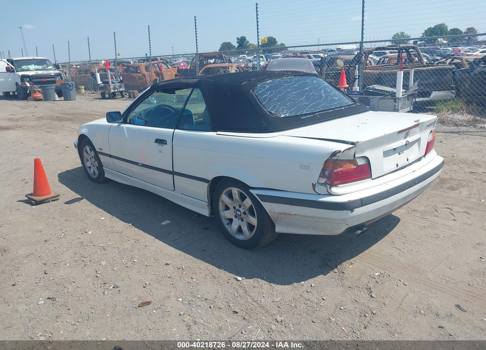 1998 BMW 328IC VIN: WBABK832XWEY88344