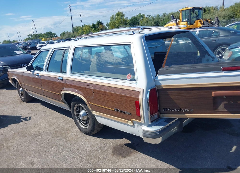 1991 FORD CROWN VICTORIA COUNTRY SQUIRE LX VIN: 2FACP79F2MX125734
