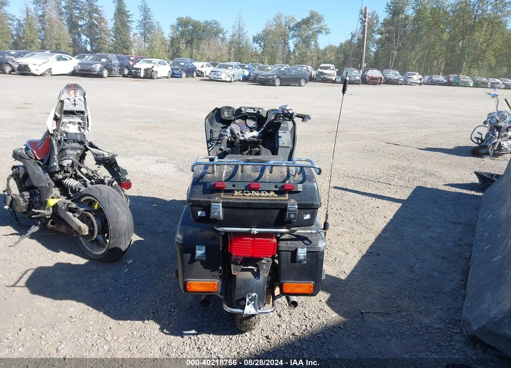 1981 HONDA GL1100 I VIN: 1HFSC0219BA123563