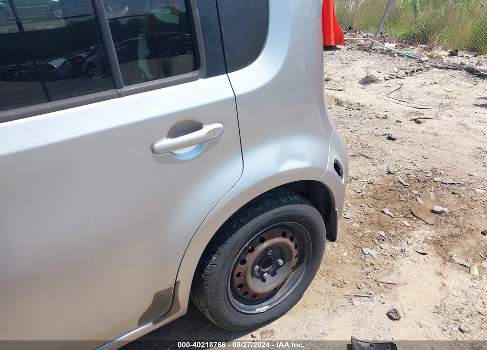 2010 NISSAN CUBE 1.8S VIN: JN8AZ2KR3AT155423