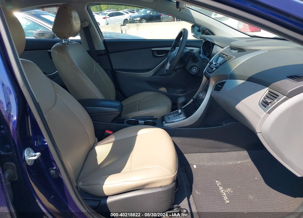 2013 HYUNDAI ELANTRA VIN: 5NPDH4AE1DH452950