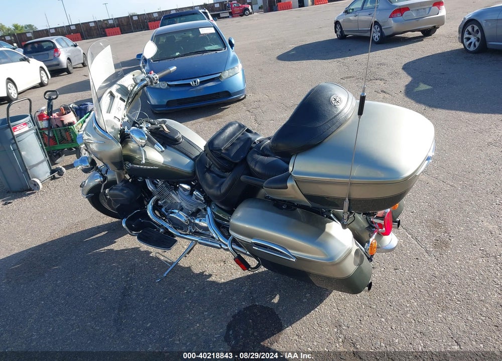 2001 YAMAHA XVZ13 TF VIN: JYAVP04E81A004618