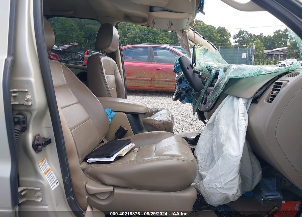 2004 FORD ESCAPE LIMITED VIN: 1FMCU94184KB36813