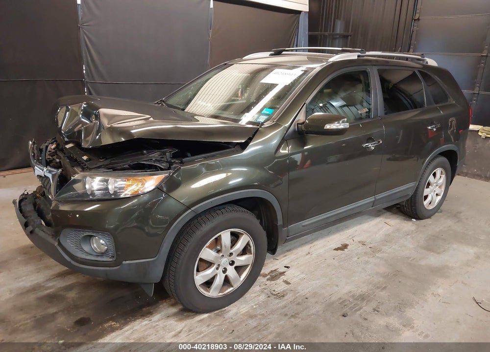 2012 KIA SORENTO LX VIN: 5XYKT3A61CG249541