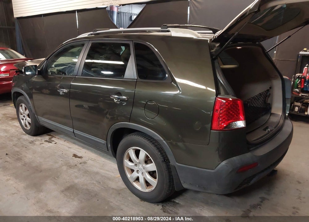 2012 KIA SORENTO LX VIN: 5XYKT3A61CG249541