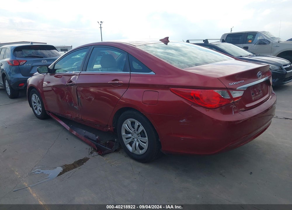 2013 HYUNDAI SONATA GLS VIN: 5NPEB4AC2DH552222