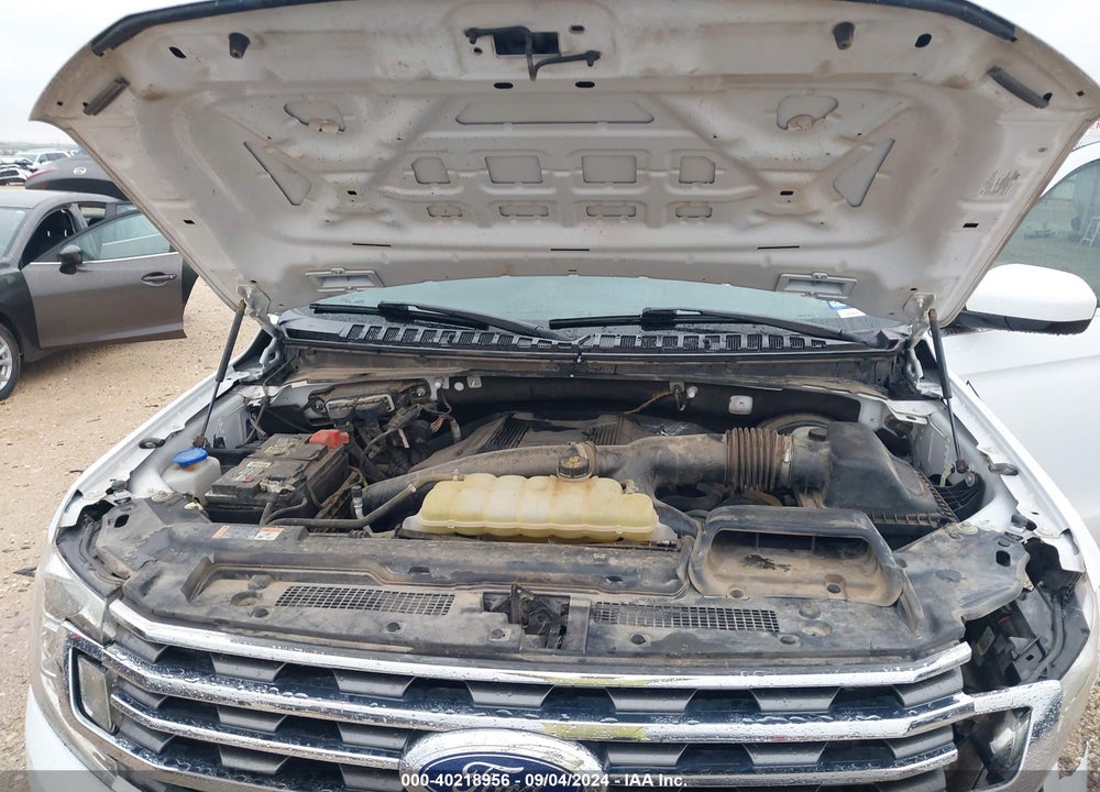 2019 FORD EXPEDITION XLT VIN: 1FMJU1HT5KEA85867
