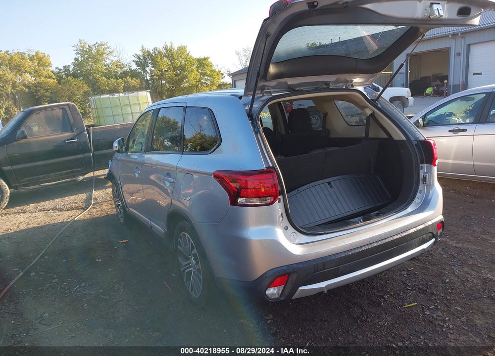 2017 MITSUBISHI OUTLANDER SE VIN: JA4AD3A30HZ043791