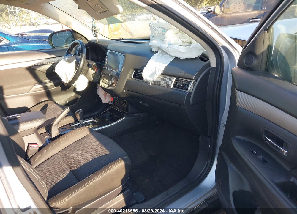 2017 MITSUBISHI OUTLANDER SE VIN: JA4AD3A30HZ043791
