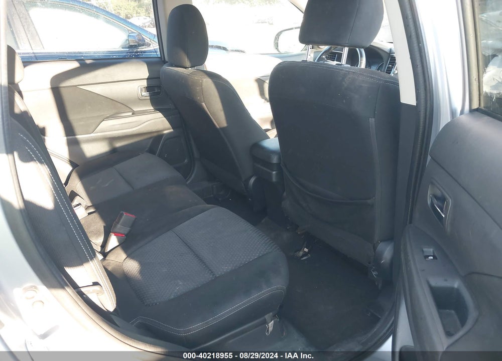 2017 MITSUBISHI OUTLANDER SE VIN: JA4AD3A30HZ043791