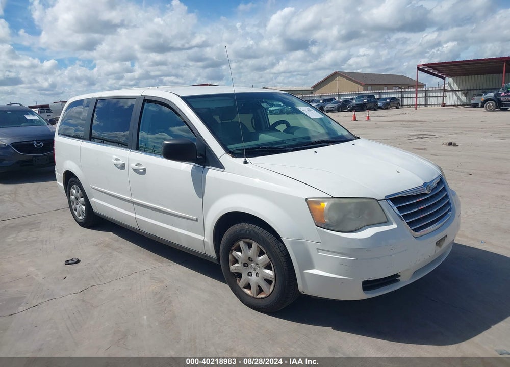 2010 CHRYSLER TOWN & COUNTRY LX VIN: 2A4RR4DE7AR227620