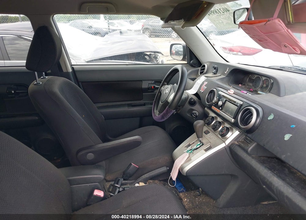 2010 SCION XB VIN: JTLZE4FE3A1114304