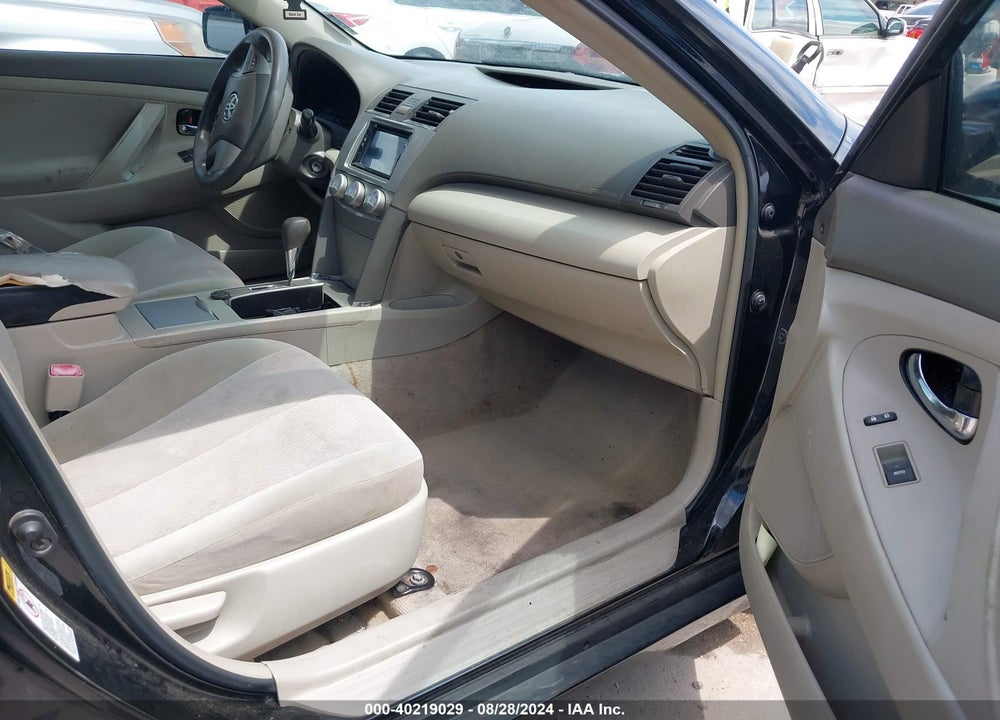 2011 TOYOTA CAMRY LE VIN: 4T1BF3EK2BU166627