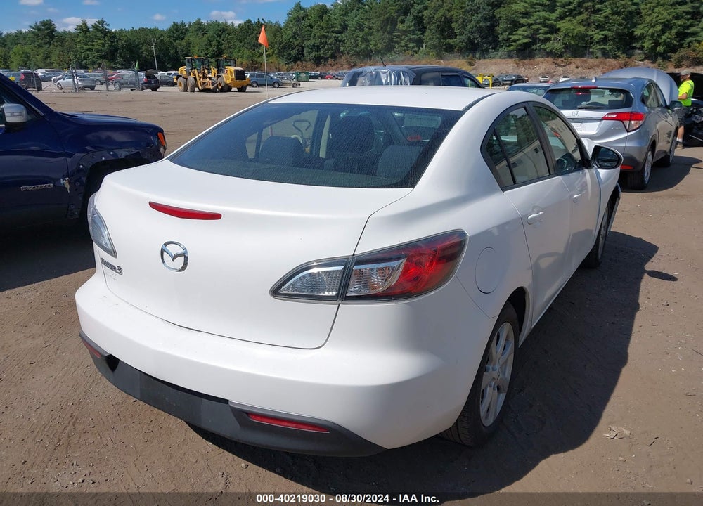 2010 MAZDA 3 I TOURING VIN: JM1BL1SG8A1219557