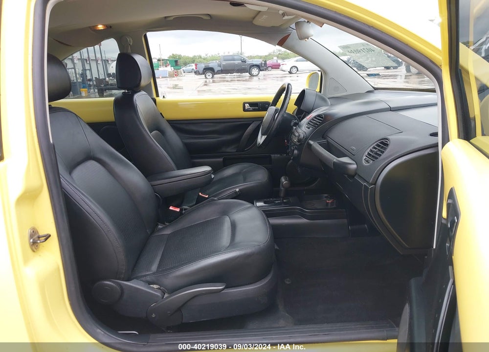 2009 VOLKSWAGEN NEW BEETLE 2.5L VIN: 3VWPW31C89M515584