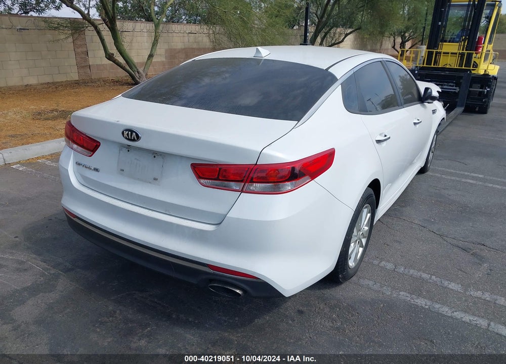 2016 KIA OPTIMA LX VIN: 5XXGT4L38GG031945