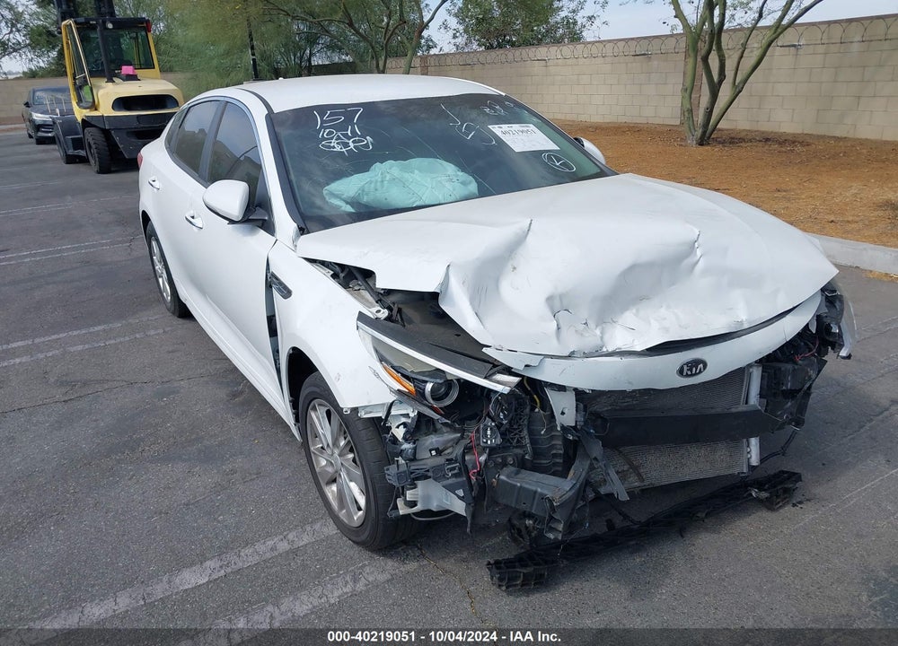 2016 KIA OPTIMA LX VIN: 5XXGT4L38GG031945
