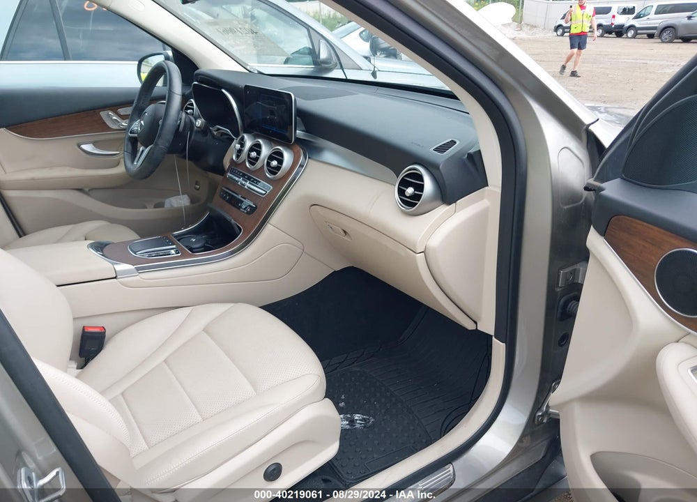 2021 MERCEDES-BENZ GLC 300 4MATIC SUV VIN: W1N0G8EB6MG000143