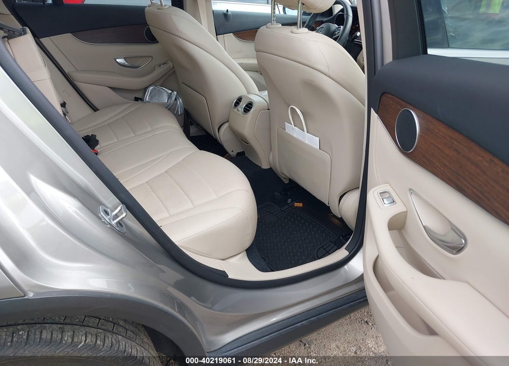 2021 MERCEDES-BENZ GLC 300 4MATIC SUV VIN: W1N0G8EB6MG000143