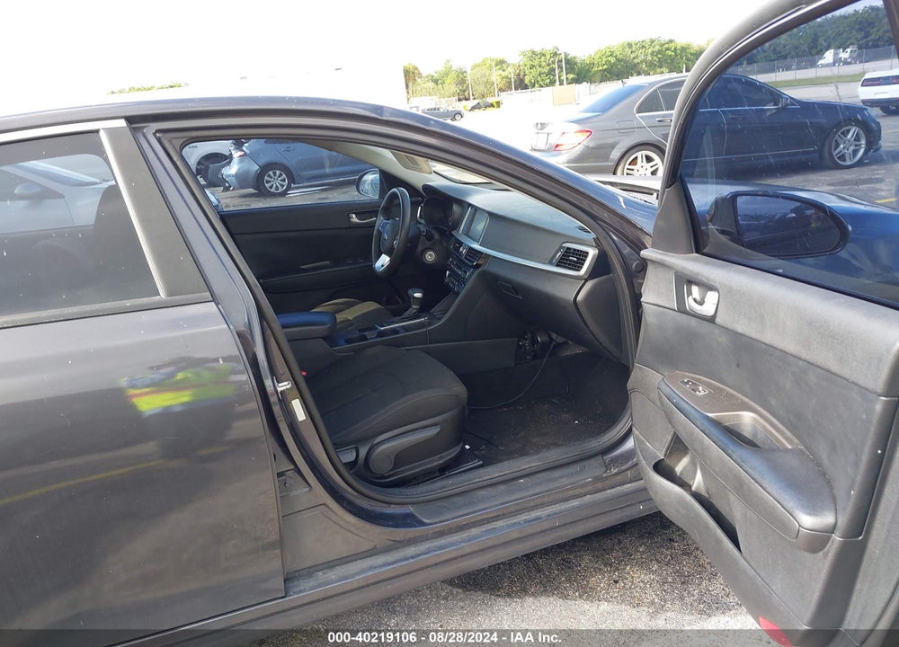 2019 KIA OPTIMA LX VIN: 5XXGT4L30KG294634