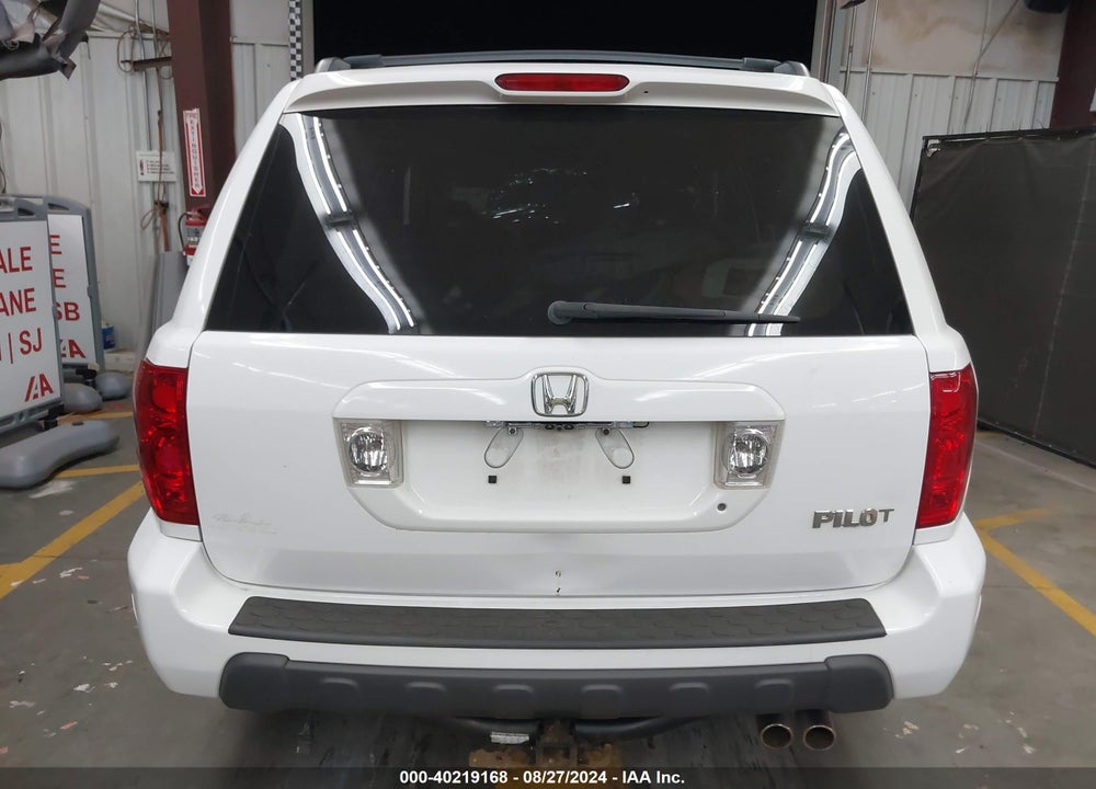 2004 HONDA PILOT EX VIN: 2HKYF18454H579266