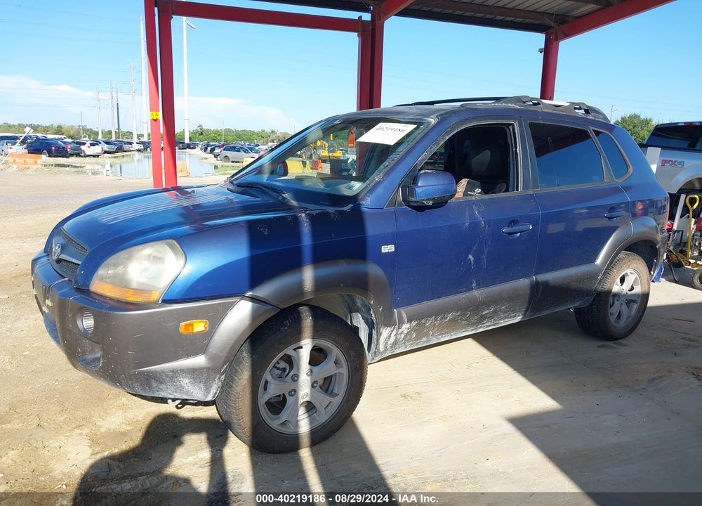 2009 HYUNDAI TUCSON SE VIN: KM8JN72D59U944277