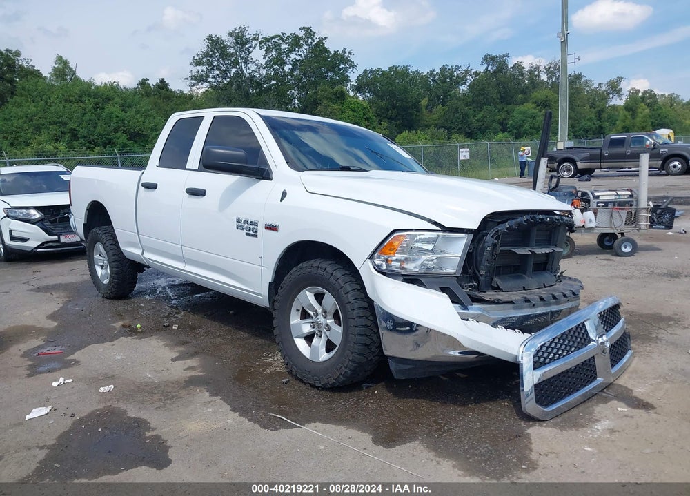 2019 RAM 1500 CLASSIC TRADESMAN QUAD CAB 4X4 6'4 BOX VIN: 1C6RR7FT3KS720463