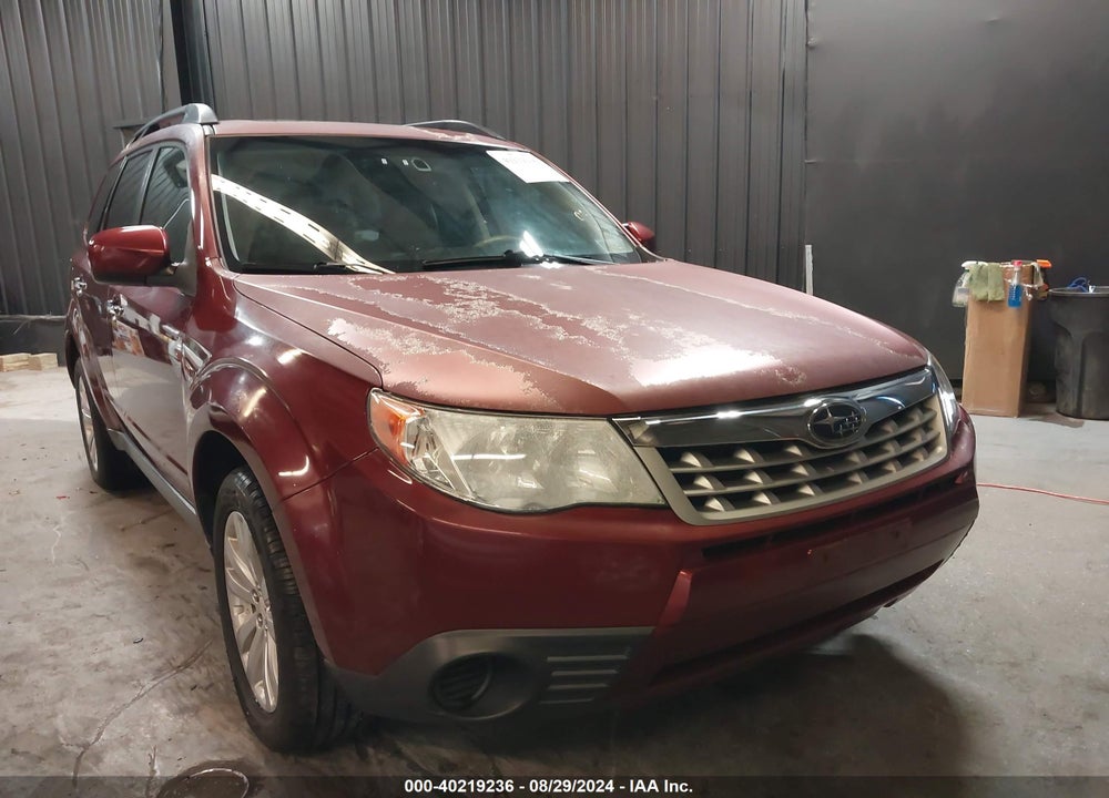 2011 SUBARU FORESTER 2.5X PREMIUM VIN: JF2SHBCCXBH701296