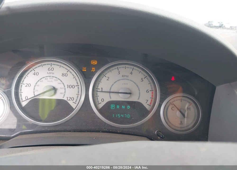 2008 CHRYSLER TOWN & COUNTRY LX VIN: 2A8HR44H08R799093