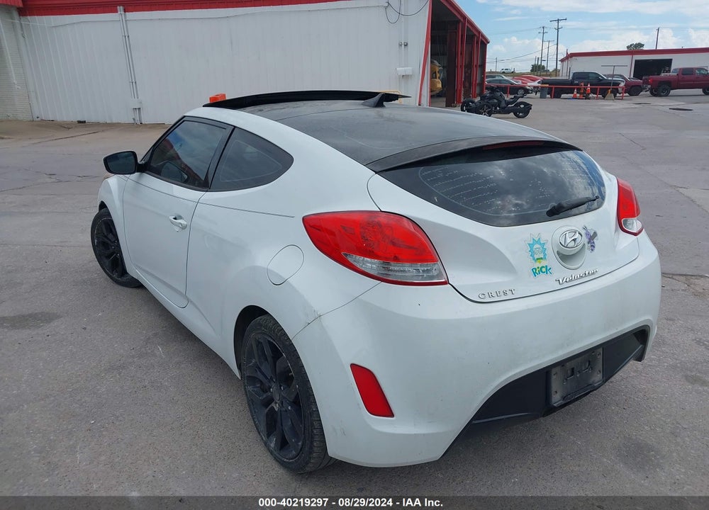 2013 HYUNDAI VELOSTER BASE W/GRAY VIN: KMHTC6AD5DU134425
