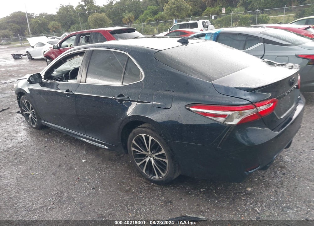 2020 TOYOTA CAMRY SE VIN: 4T1G11AK0LU974572