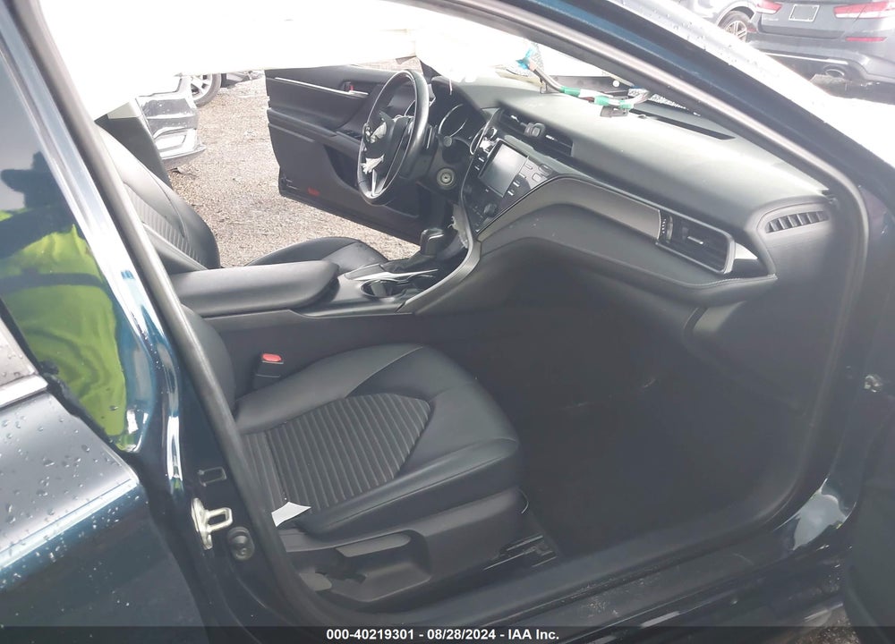 2020 TOYOTA CAMRY SE VIN: 4T1G11AK0LU974572