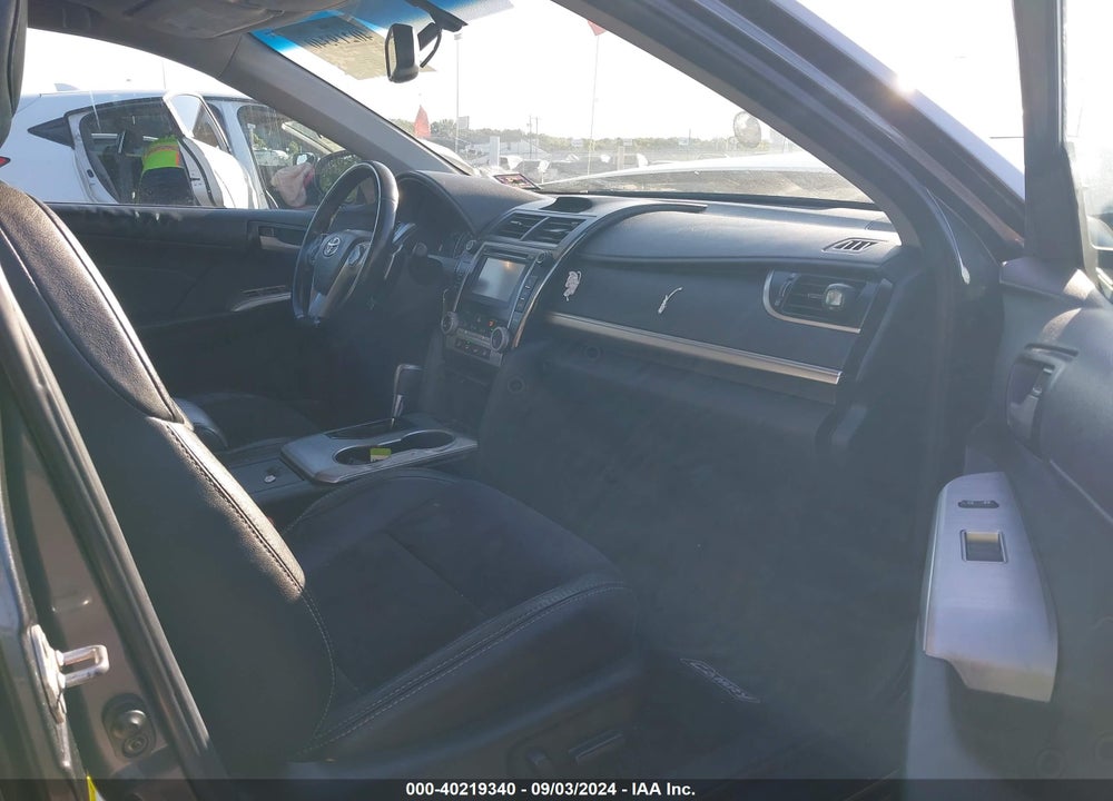 2013 TOYOTA CAMRY SE VIN: 4T1BF1FK6DU647969