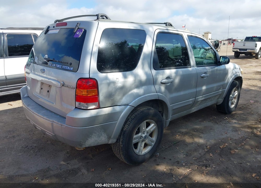 2005 FORD ESCAPE HYBRID VIN: 1FMCU95H95KD90625