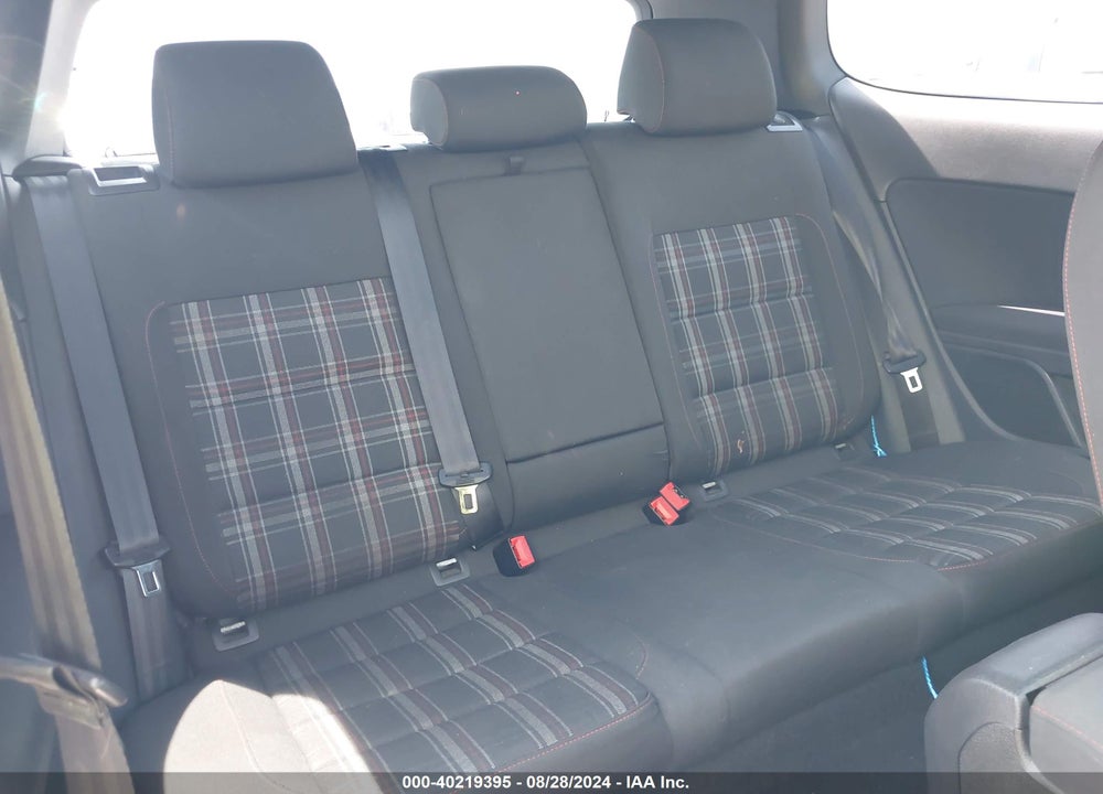 2012 VOLKSWAGEN GTI 2-DOOR VIN: WVWEV7AJ5CW047226