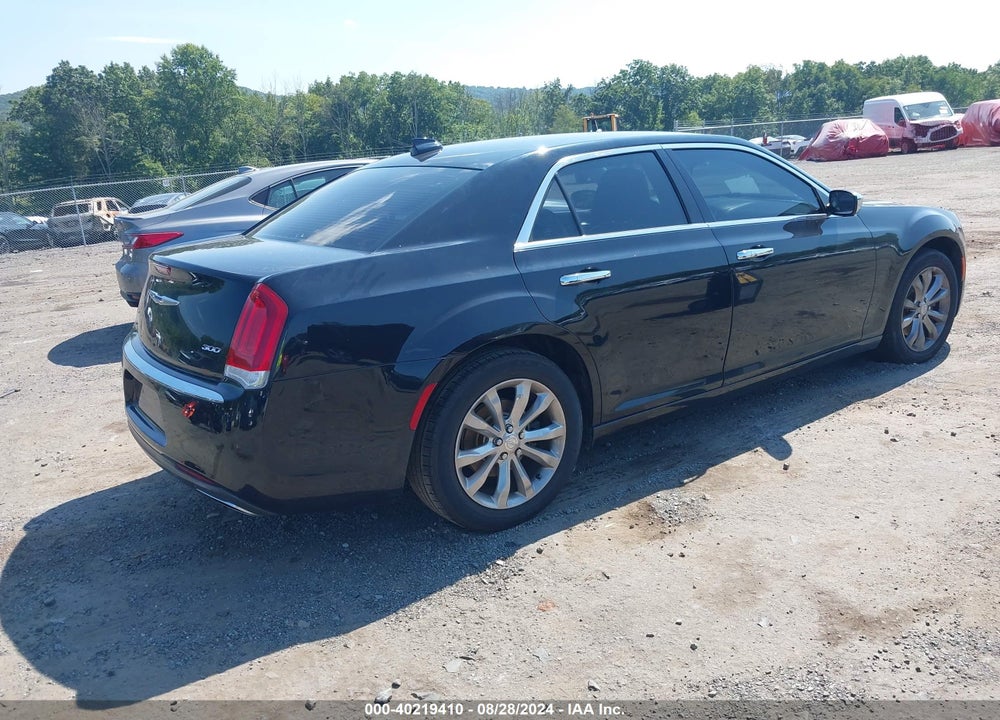 2018 CHRYSLER 300 LIMITED AWD VIN: 2C3CCAKG8JH177207