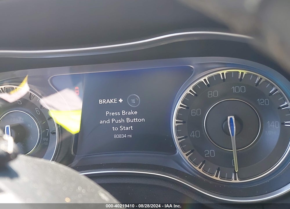 2018 CHRYSLER 300 LIMITED AWD VIN: 2C3CCAKG8JH177207