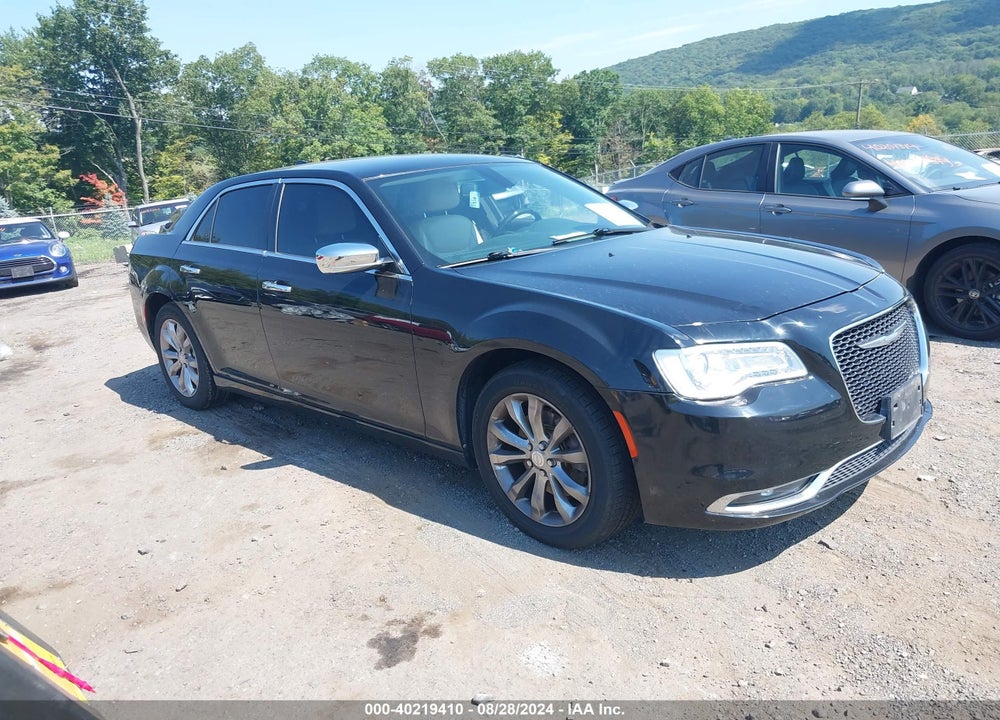 2018 CHRYSLER 300 LIMITED AWD VIN: 2C3CCAKG8JH177207
