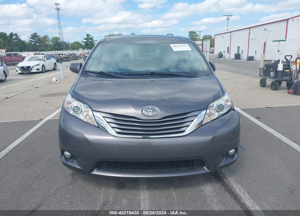 2015 TOYOTA SIENNA XLE PREMIUM 8 PASSENGER VIN: 5TDYK3DCXFS619391