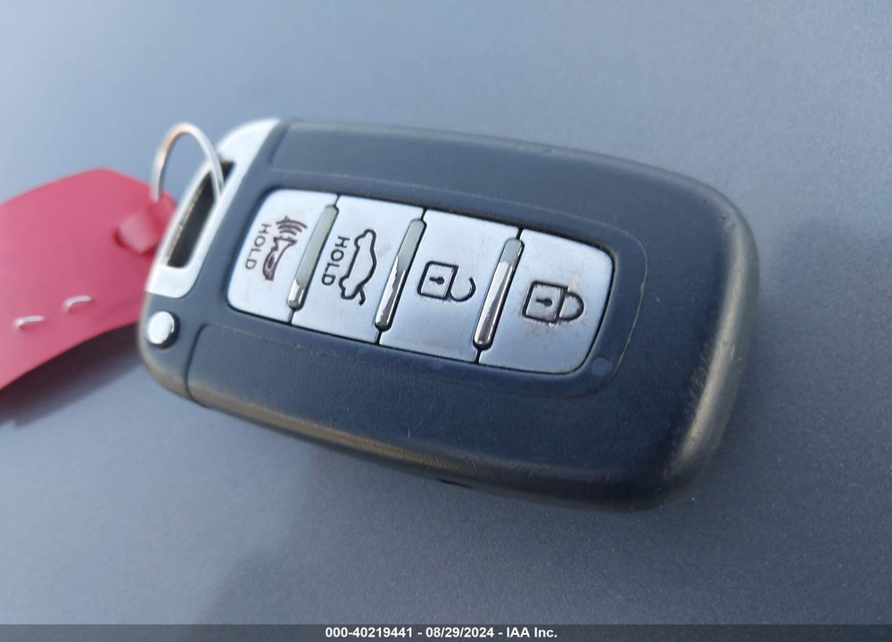 2014 HYUNDAI SONATA LIMITED 2.0T VIN: 5NPEC4AB3EH924110