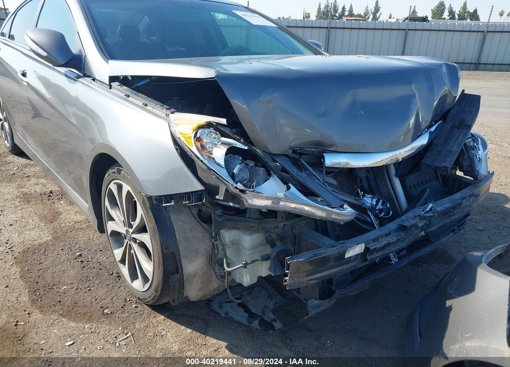 2014 HYUNDAI SONATA LIMITED 2.0T VIN: 5NPEC4AB3EH924110