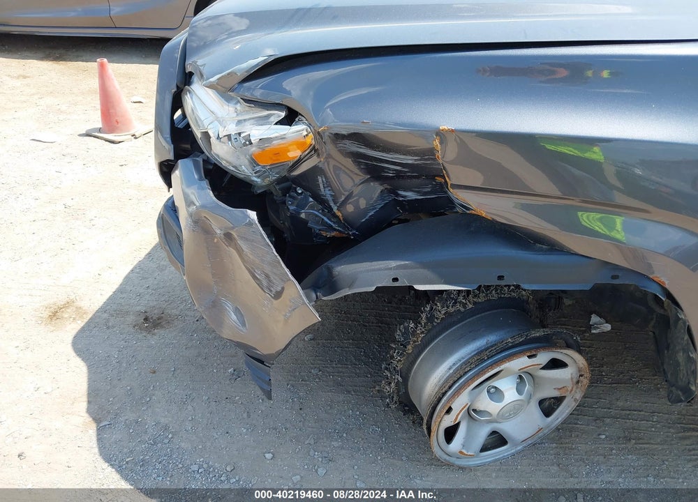 2019 TOYOTA TACOMA SR VIN: 5TFAX5GN1KX147310