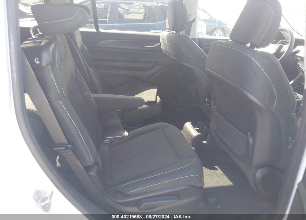2023 JEEP GRAND CHEROKEE L LAREDO 4X2 VIN: 1C4RJJAG5P8901916