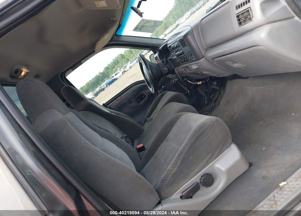 2002 FORD F-350 XL/XLT VIN: 1FTSF31L12EA36187