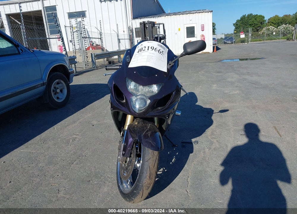 2004 SUZUKI GSX-R600 K VIN: JS1GN7CA442100751